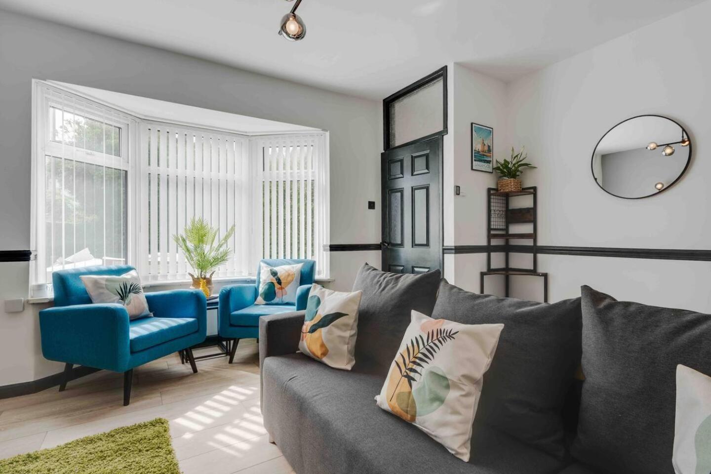 3-Bed Scouse House Near Anfield & Goodison Villa Liverpool Eksteriør bilde