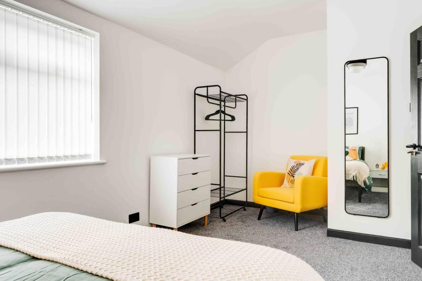 3-Bed Scouse House Near Anfield & Goodison Villa Liverpool Eksteriør bilde